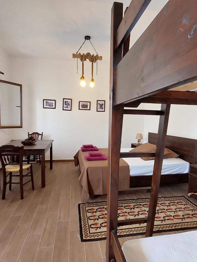 Guest House Gorani Berat Exterior photo